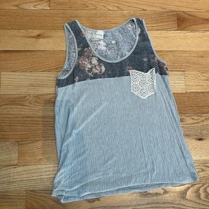 Kaileigh Tank Size Medium